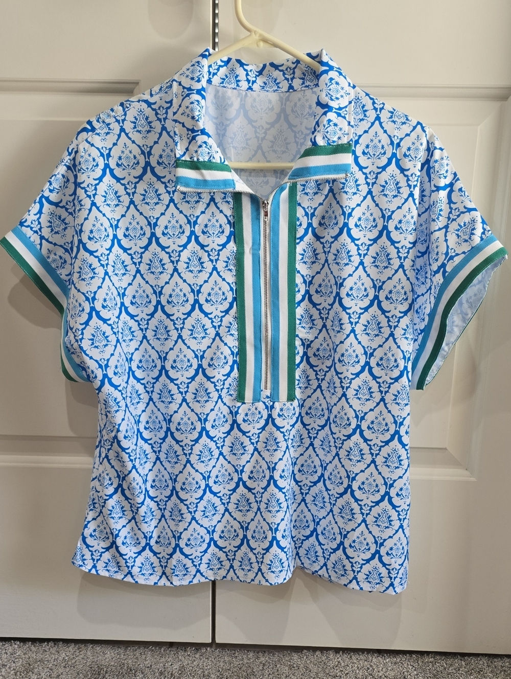 Summer Breezy Blue & White Patterned Blouse w/ Trim Detail